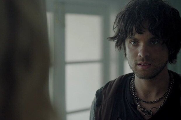 Squatters (2014) - photo 3