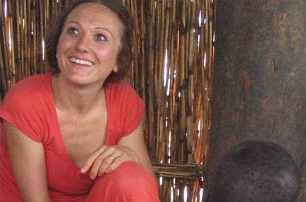 The Art Star and the Sudanese Twins (2007) - photo 1