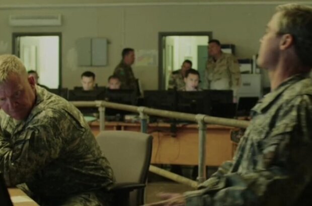 War Machine (2017) - photo 1