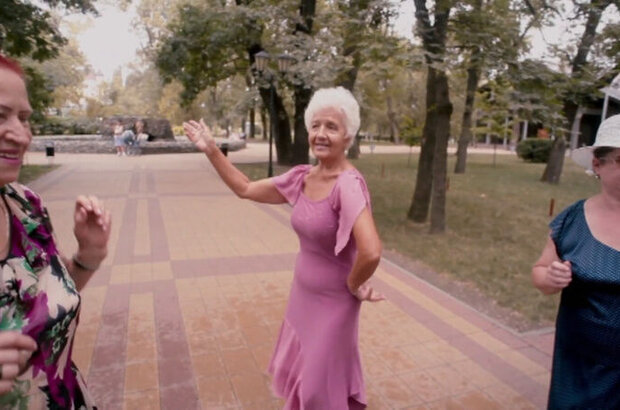 The Orlovs (2014) - photo 2