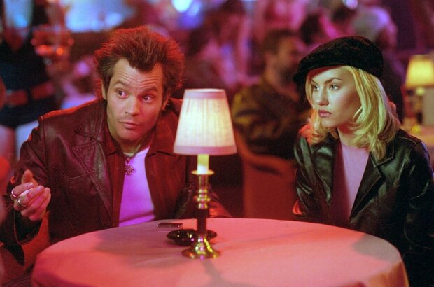 The Girl Next Door (2004) - photo 2