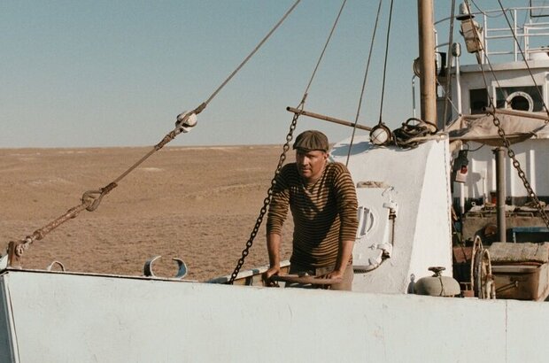 Waiting for the Sea (2013) - photo 6