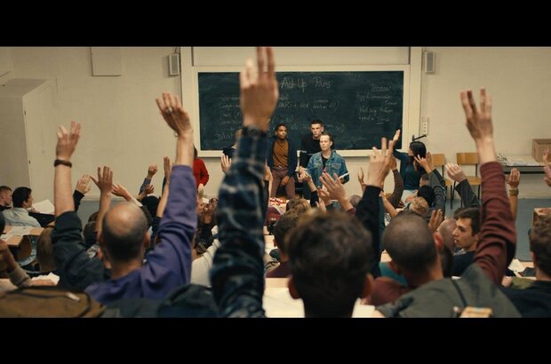 120 Beats Per Minute (2017) - photo 4