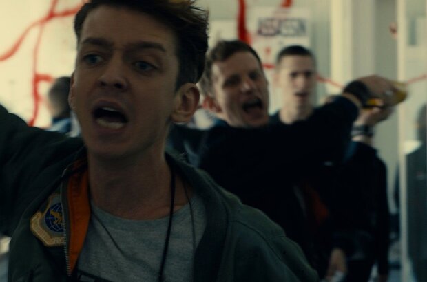 120 Beats Per Minute (2017) - photo 7