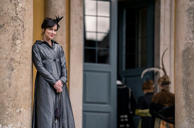 Persuasion (2022) - photo 12