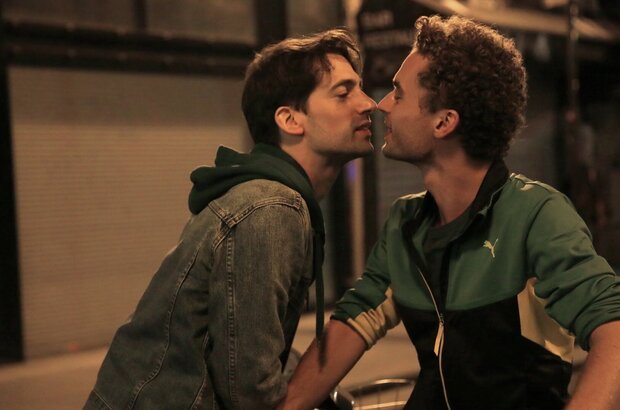 Paris 05:59: Théo & Hugo (2016) - photo 5