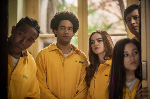 American Carnage (2022) - photo 14