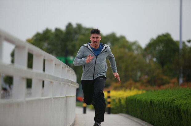 Defying Chase (2018) - photo 6