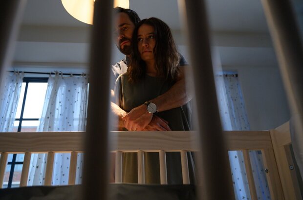 False Positive (2021) - photo 1