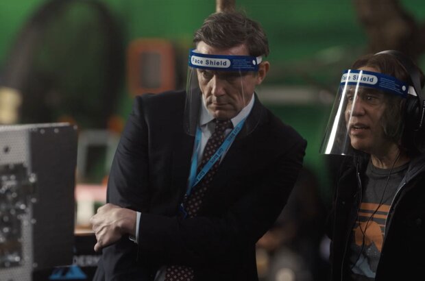 The Bubble (2022) - photo 22