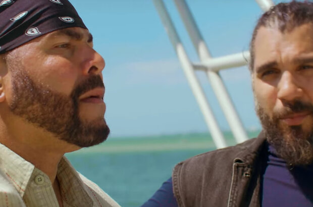Shark Waters (2022) - photo 7