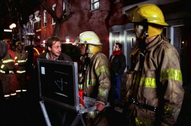 8:17 p.m. Darling Street (2003) - photo 2