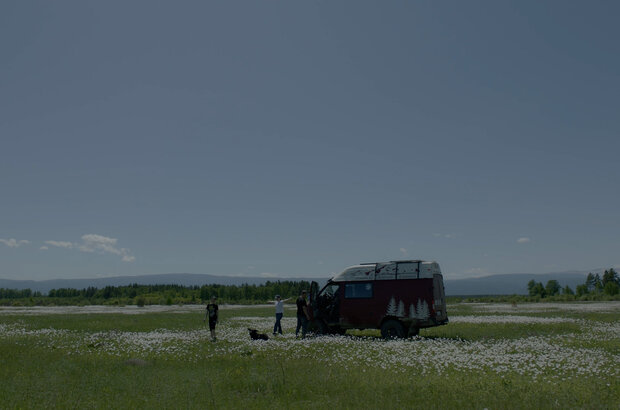 Dom na kolesah (2024) - photo 11