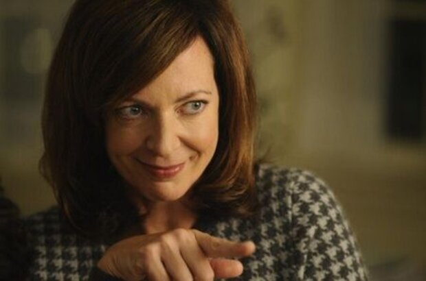 The Oranges (2011) - photo 9