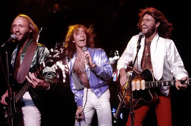 The Bee Gees: How Can You Mend a Broken Heart (2020) - photo 3