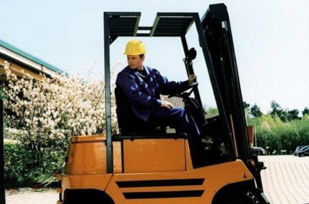 Klaus Forklift (2001) - photo 1