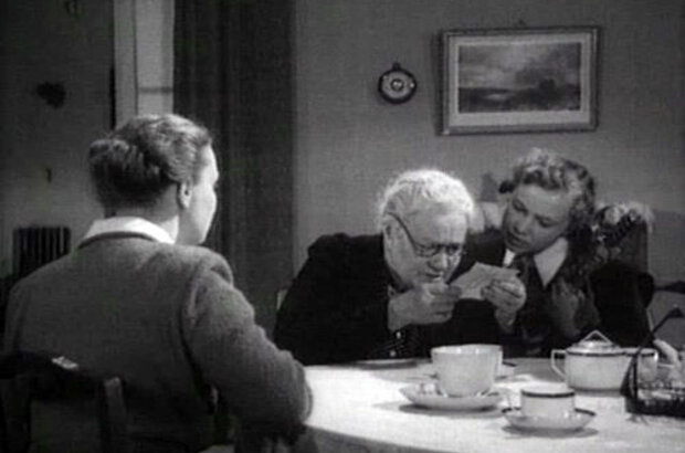 Алеша Птицын вырабатывает характер (1953) - фото 3