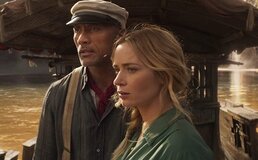 Netflix купил права на супергеройский ромком с Дуэйном Джонсоном и Эмили Блант