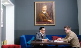 Интервью с режиссером Егором Кончаловским к премьере его приключенческой драмы «На Луне»
