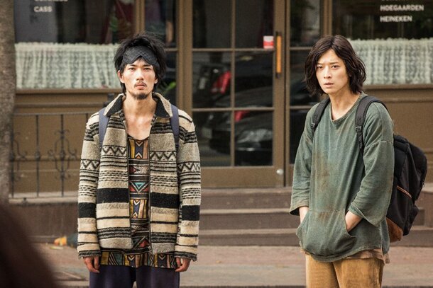 Вперед в прошлое: 7 захватывающих фильмов и сериалов о путешествиях во времени Вперед в прошлое: 7 захватывающих фильмов и сериалов о путешествиях во времени