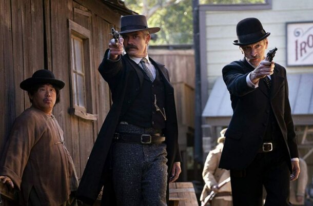 «Йеллоустоун» так и не смог стать лучшим вестерном на ТВ: шедевр с Костнером уступил сериалу 20-летней давности