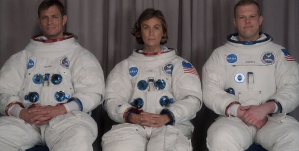 Apple TV внезапно закрывает лучший Sci-Fi-сериал последних лет: переписали прошлое – будущего испугались