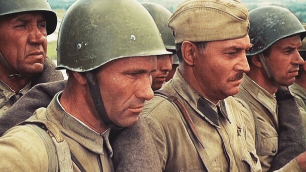 Россияне назвали 3 лучших фильма о войне: все они сняты в СССР Россияне назвали 3 лучших фильма о войне: все они сняты в СССР