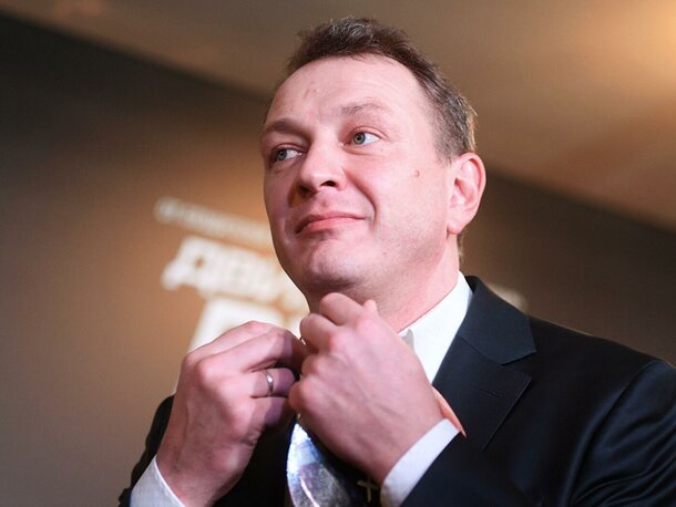 СМИ: «Современный театр антрепризы» уволил Марата Башарова СМИ: «Современный театр антрепризы» уволил Марата Башарова