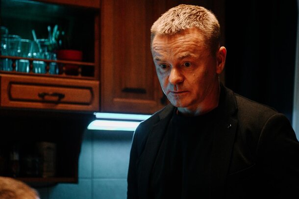 Начались съемки нового комедийного сериала Ильи Куликова «Коуч из хрущевки» Начались съемки нового комедийного сериала Ильи Куликова «Коуч из хрущевки»