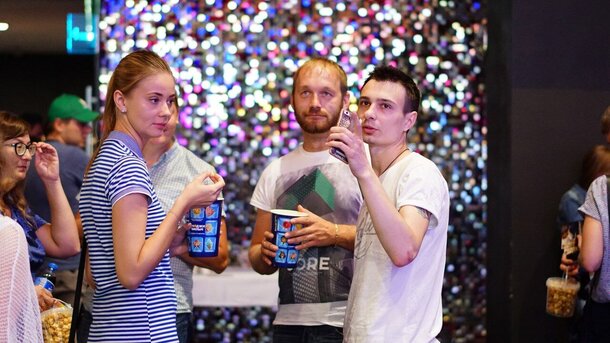«Киноафиша» провела пресс-показы фильма «Тюльпанная лихорадка» в пяти городах России «Киноафиша» провела пресс-показы фильма «Тюльпанная лихорадка» в пяти городах России