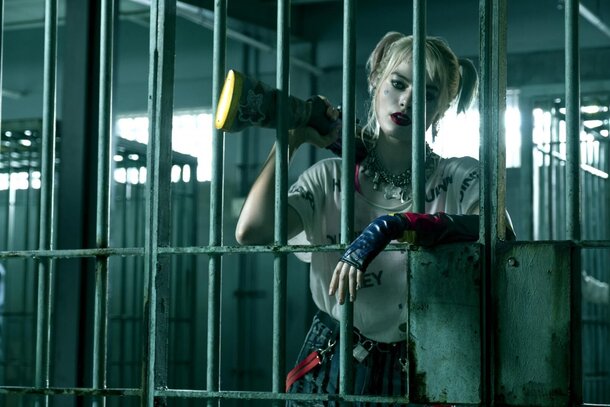Warner Bros представила новые атмосферные кадры "Хищных птиц" с Марго Робби