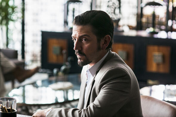 Майкл Пенья и Диего Луна на первых кадрах сериала «Нарко: Мексика» Майкл Пенья и Диего Луна на первых кадрах сериала «Нарко: Мексика»