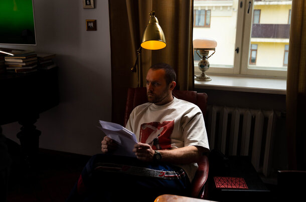 Стартовали съемки комедии «Красный 5» с Гошей Куценко, Денисом Шведовым и Романом Курцыным 