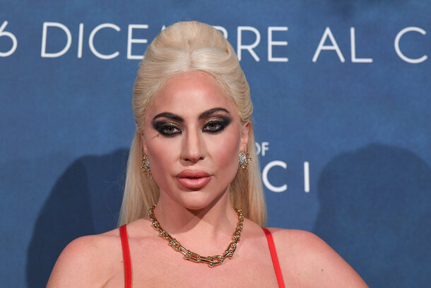 Леди Гага в беседе с Джейком Джилленхолом призналась в любви к фильму «Донни Дарко»