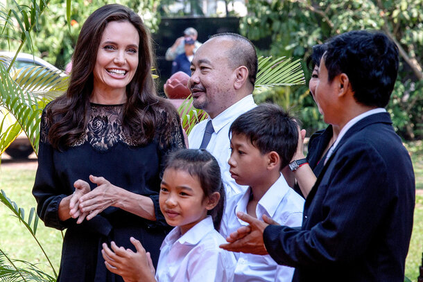 Фильм Анджелины Джоли о Камбодже заявлен на «Оскар» 2018