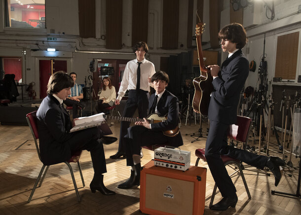 Съемки фильма о менеджере The Beatles «Человек-Мидас» возобновятся не раньше конца января