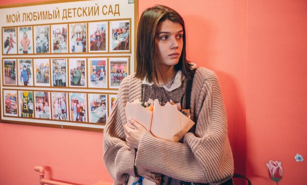 Семейная жизнь Анастасии Красовской терпит крах в трейлере фильма «Ячейка общества»