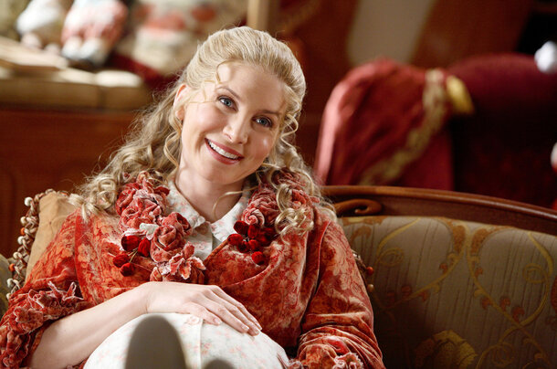 Элизабет Митчелл вернется к роли миссис Клаус в телевизионном продолжении трилогии «Санта Клаус»