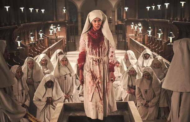 Подозрительные монахини вгоняют в ужас Джену Мэлоун в трейлере хоррора «Освящение»
