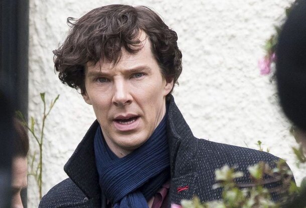 Новые кадры: Бенедикт Камбербэтч на съемках 4 сезона «Шерлока»