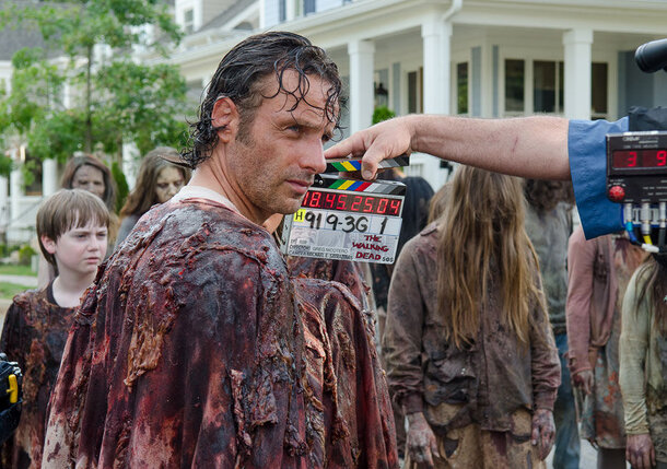 AMC показал фото со съемочной площадки 6 сезона «Ходячих мертвецов»