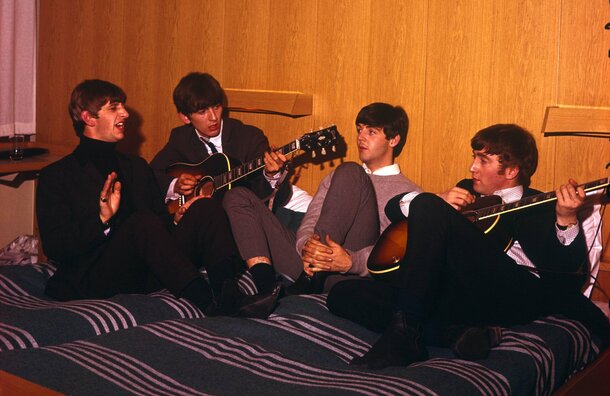 Музыканты группы The Beatles имели шанс сыграть у Стэнли Кубрика в экранизации «Властелина колец»