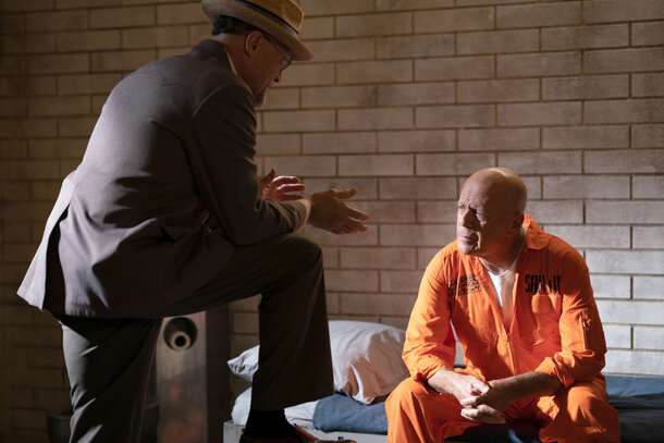 Брюс Уиллис и Майкл Рукер сыграют в экранизации графического романа о тюрьме для самых опасных суперзлодеев