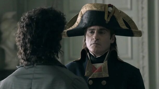 Хоакин Феникс завоевывает мир в первом трейлере фильма Ридли Скотта «Наполеон»
