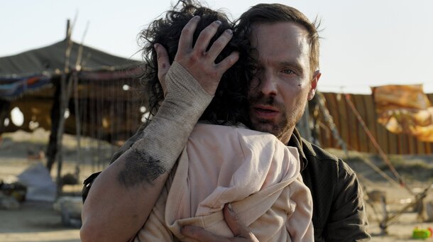 В онлайн-кинотеатре KION выйдет военная драма Алексея Чадова «Своя война. Шторм в пустыне»