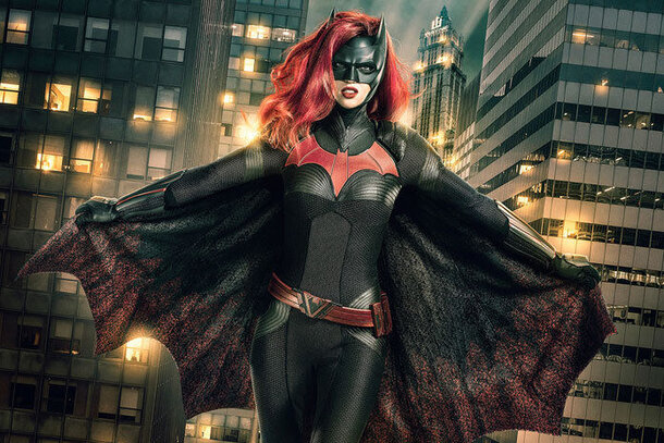 Главное, чтобы костюмчик сидел: Руби Роуз в образе Бэтвумен
