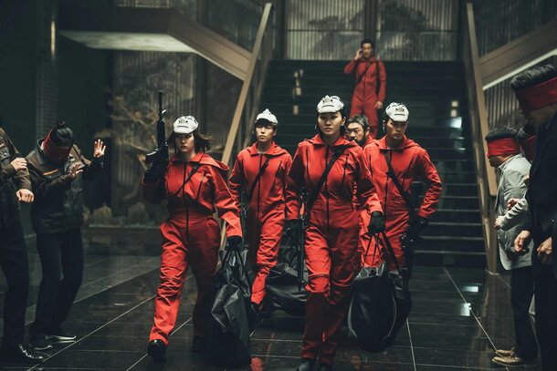 Netflix представил трейлер второй части сериала «Бумажный дом: Корея» 