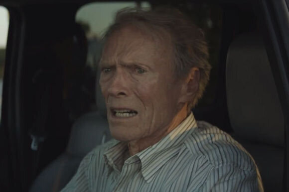 Клинт Иствуд и Брэдли Купер в дублированном трейлере фильма «Наркокурьер»