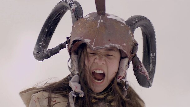 «Безумный Макс» среди снегов: вышел трейлер постапокалиптического триллера «Полярная звезда»
