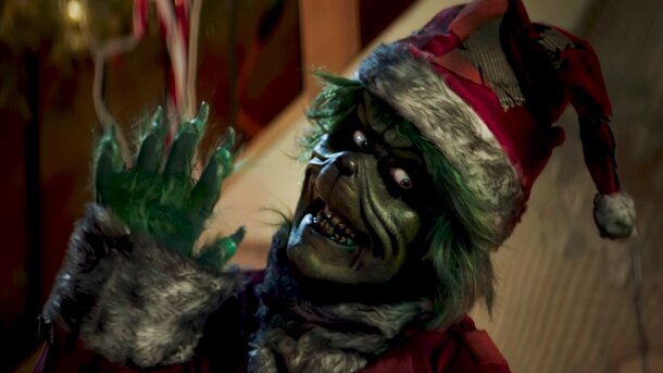 Гринч убивает на Рождество в трейлере пародийного хоррора «Злюка» 